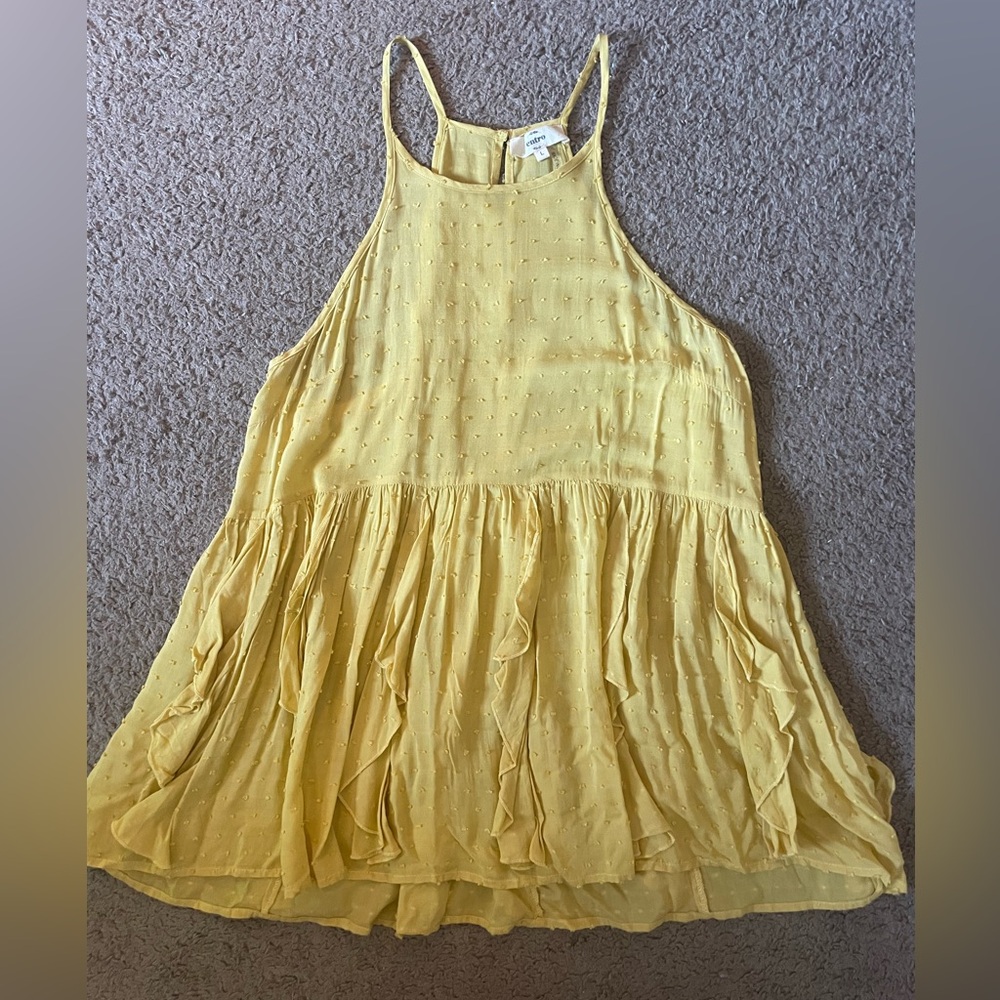 NWOT Halter Ruffle Spaghetti Strap Tank Top